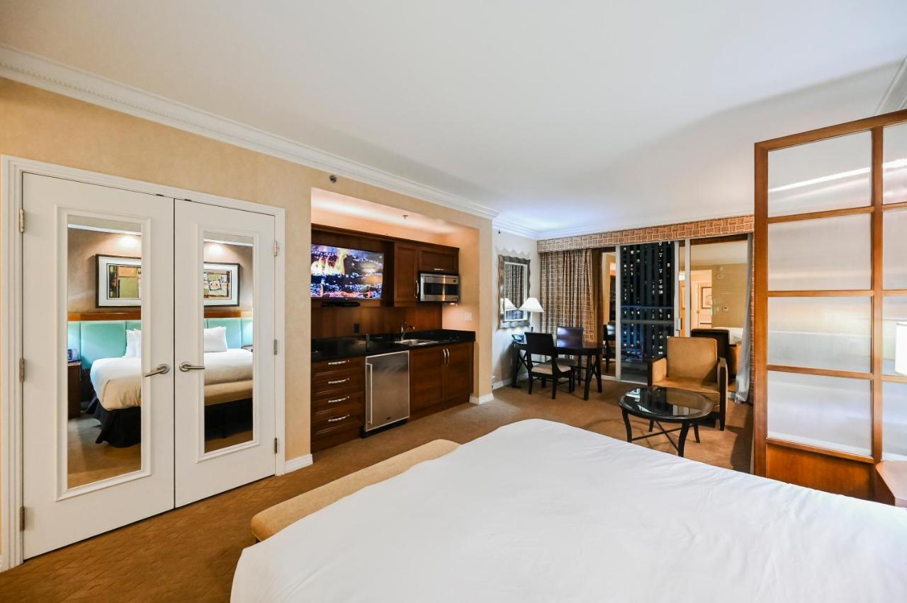 Mgm Signature Towers, Balcony Suite, Strip View - No Resort Fees! Las Vegas Kültér fotó